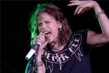101001-steven-tyler.jpg