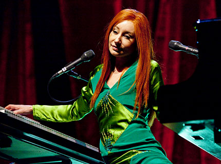 tori-amos-main.jpg