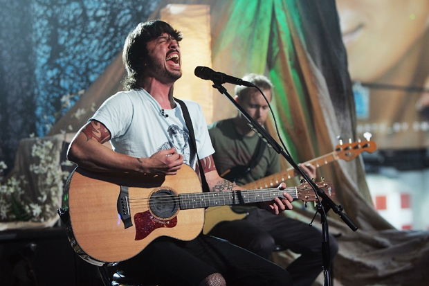 dave grohl acoustic guitar