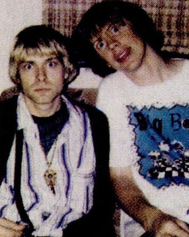 Cobain with Thurston Moore, 1992