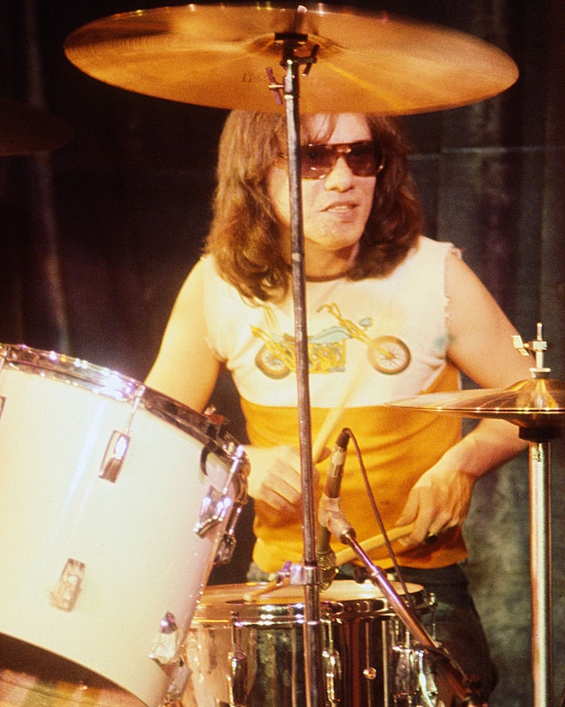 Tommy Ramone at Toad's Place, New Haven, Connecticut, January 5, 1978. / Photo by Tom Hearn