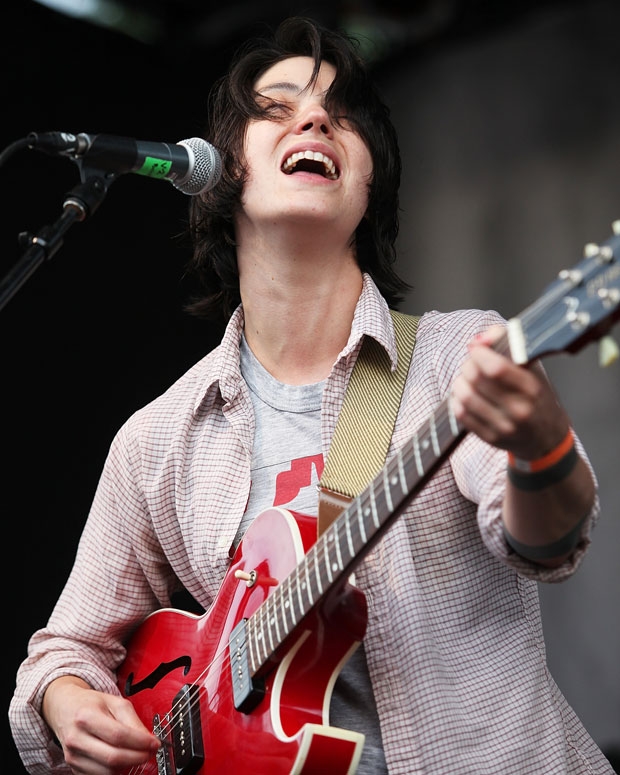 Sharon Van Etten performing in Brooklyn in 2011 / Photo by Roger Kisby/Getty Images